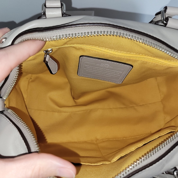 Coach Women's White and Orange Stripe Bag - Picture 8 of 9